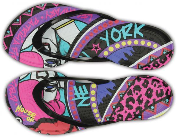 クロックスが『SATC』『プラダを着た悪魔』のパトリシア・フィールドとコラボ