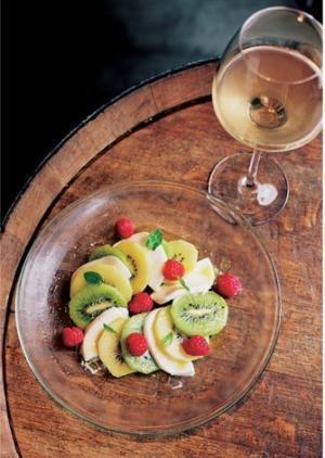 『ELLE a table』7月号は仏文化“アペロ”に注目。都内19店舗との連動イベント開催