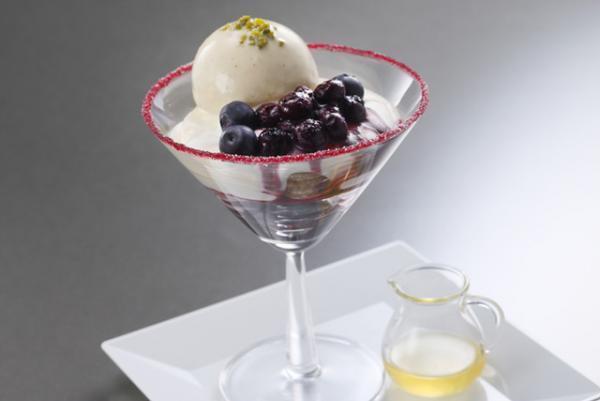 銀座メゾン アンリ・シャルパンティエ、季節のフルーツを使った新作デセールを期間限定発売