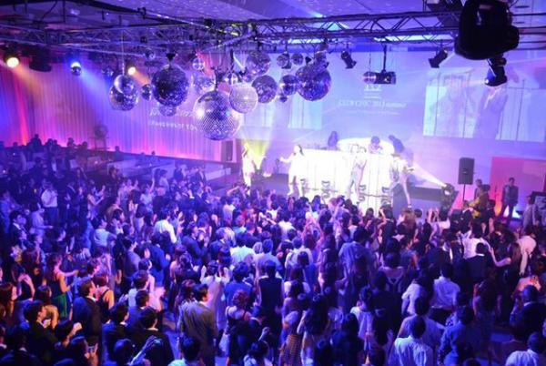 グランド ハイアット 東京が今年の夏も“一夜限りのバブルナイト”開催