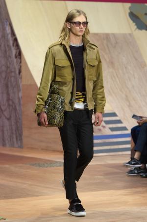 アメリカのサブカルチャーをリミックス。COACHのサイケなストリートスタイル【2016春夏メンズ】