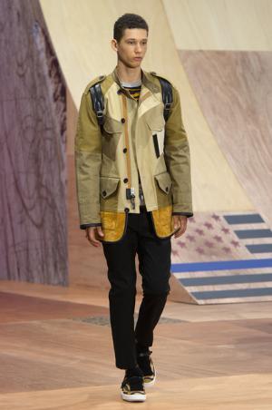 アメリカのサブカルチャーをリミックス。COACHのサイケなストリートスタイル【2016春夏メンズ】