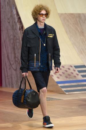 アメリカのサブカルチャーをリミックス。COACHのサイケなストリートスタイル【2016春夏メンズ】