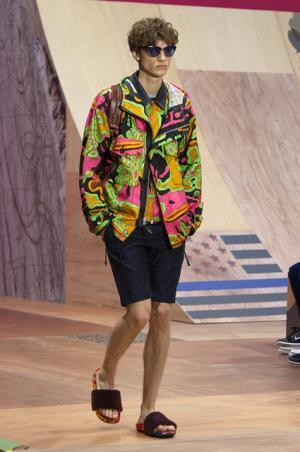 アメリカのサブカルチャーをリミックス。COACHのサイケなストリートスタイル【2016春夏メンズ】