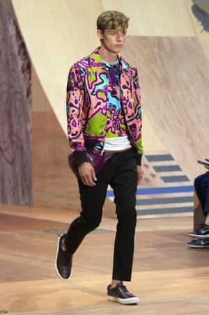 アメリカのサブカルチャーをリミックス。COACHのサイケなストリートスタイル【2016春夏メンズ】