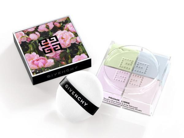 「ジバンシィ」が新作コスメを数量限定発売。クチュールの息吹をメイクへ昇華