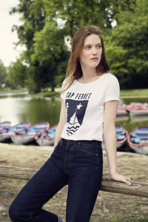 「プチバトー」がKonbiniとのコラボレーションによるTシャツコレクション「LES ESCALES PETIT BATEAU」を発売