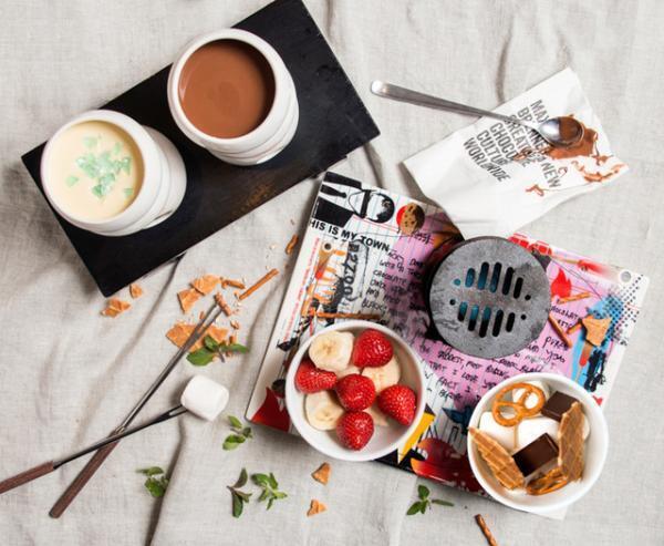 「マックス・ブレナー」夏季限定クールチョコレートスイーツ登場。日本初の“食事系”メニューも