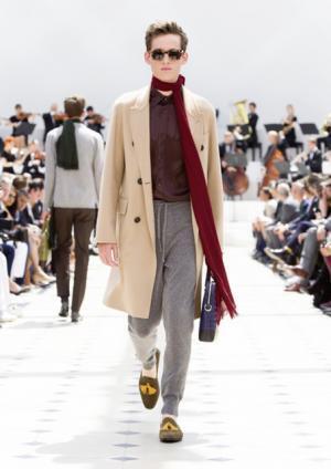 バーバリー プローサムのロマンチックなブリティッシュテーラー【2016春夏メンズ】