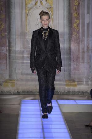 モスキーノがピッティで発表した超絶2016春夏メンズワールド【2016春夏メンズ】