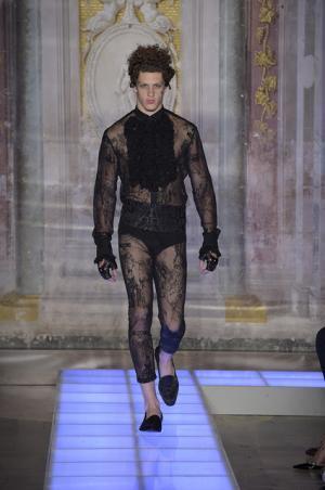 モスキーノがピッティで発表した超絶2016春夏メンズワールド【2016春夏メンズ】