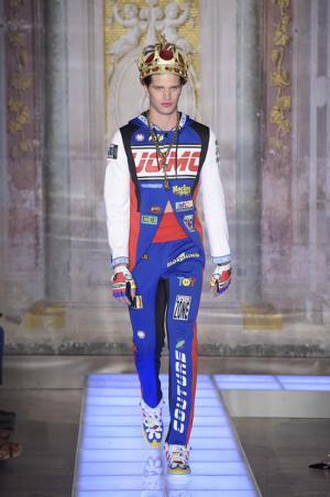 モスキーノがピッティで発表した超絶2016春夏メンズワールド【2016春夏メンズ】