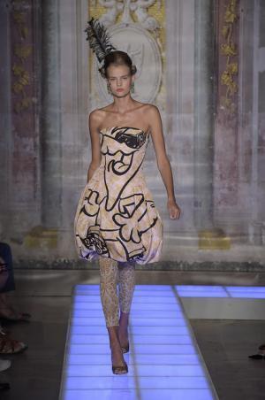 モスキーノがピッティで発表した超絶2016春夏メンズワールド【2016春夏メンズ】