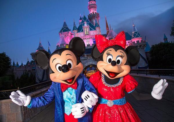 世界最高峰のナイトショーでゲストを魅了、カリフォルニア・ディズニー「ダイヤモンド・セレブレーション」