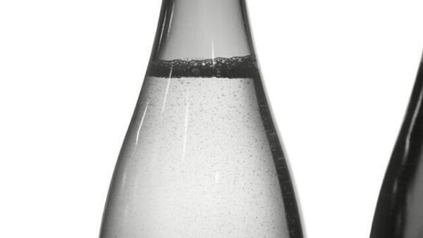 チームラボが描く日本の“伝統”。日本酒「澤屋まつもと」の酒造り映像公開