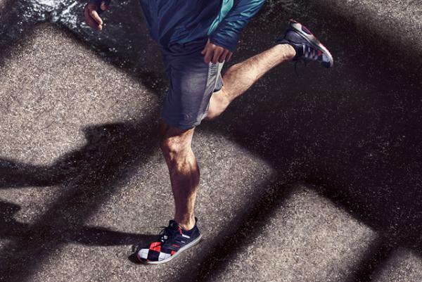 アディダス「ウルトラ ブースト コレクティブ」第3弾はクリス・ヴァン・アッシュのアーガイル柄