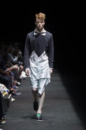 ファセッタズムがミラノで初の海外ランウェイ、TOKYOモードをレイヤードで【2016春夏メンズ】