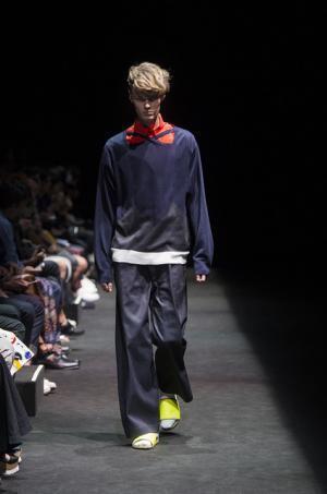 ファセッタズムがミラノで初の海外ランウェイ、TOKYOモードをレイヤードで【2016春夏メンズ】