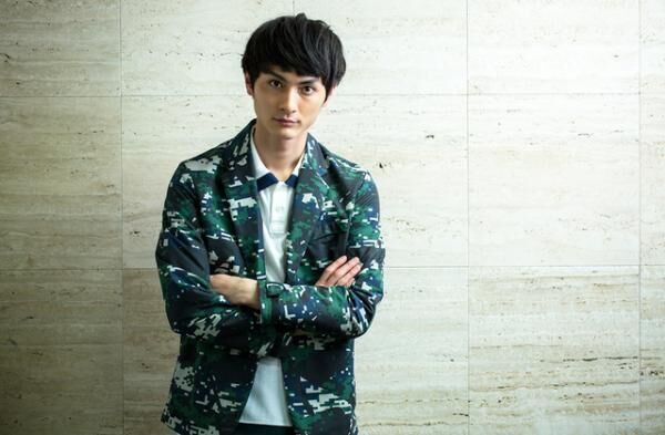 俳優 高良健吾が30代目前で向き合った宿題ーー役から 逃げなくなった Interview 15年6月25日 ウーマンエキサイト 7 7