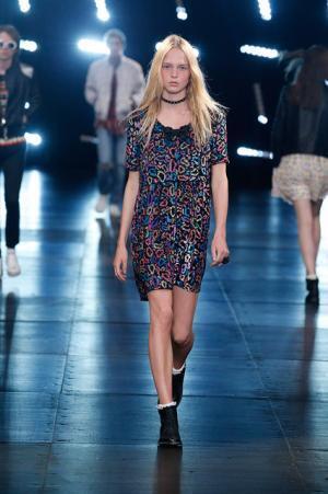 サンローランはやんちゃで豪奢なサーフロック【2016春夏メンズ】