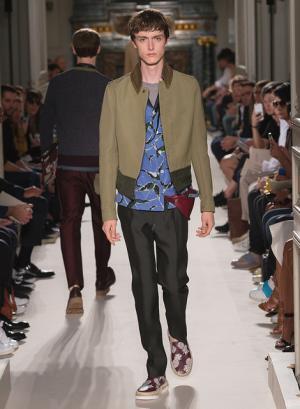 異国の文化をまとったヴァレンティノ風“旅人”【2016春夏メンズ】