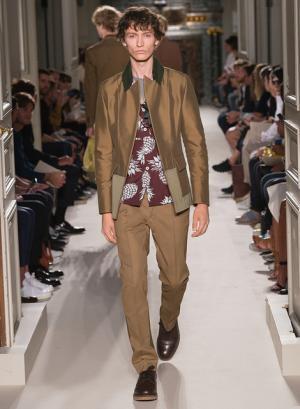 異国の文化をまとったヴァレンティノ風“旅人”【2016春夏メンズ】