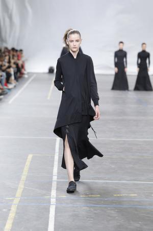 山本耀司のスケッチから着想したY-3【2016春夏メンズ＆ウィメンズ】