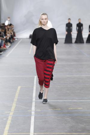 山本耀司のスケッチから着想したY-3【2016春夏メンズ＆ウィメンズ】