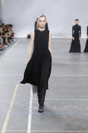 山本耀司のスケッチから着想したY-3【2016春夏メンズ＆ウィメンズ】