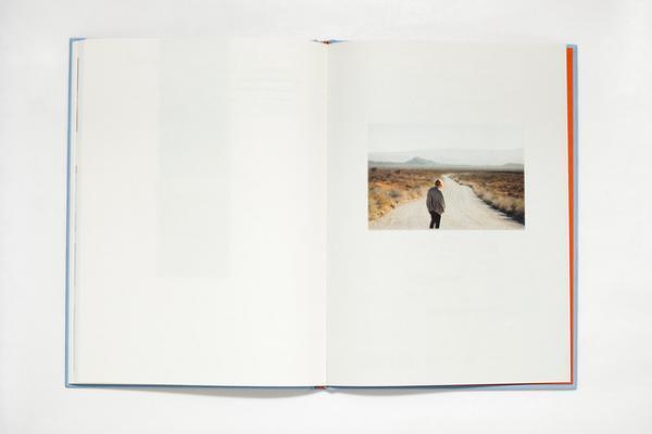 太陽光と旅する10日間、フィンランド若手女性写真家のコンセプトブック【ShelfオススメBOOK】