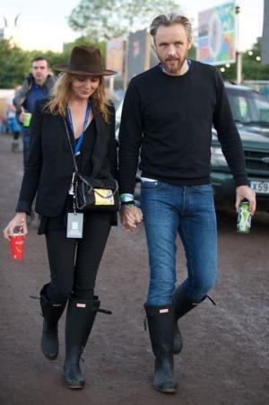 アレクサなど、セレブのフェススタイルに倣うHUNTERブーツの着こなし