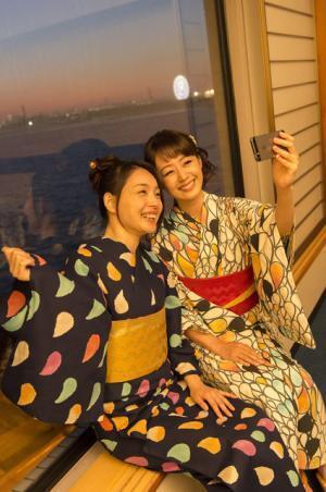 「ツモリチサト」が東京ディズニーリゾート内のヒルトン東京ベイとコラボ、浴衣付き宿泊プラン提供