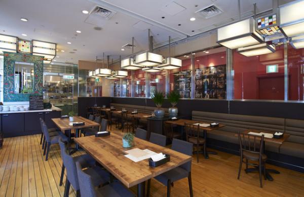 神宮花火の夜は“オマール海老釣り”で夏祭り気分。キハチ青山本店で屋台メニュー展開