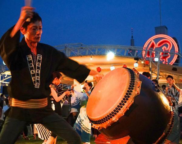 新宿伊勢丹、1日限定“Bon Dance”開催。野宮真貴バンド、DJ・PELIも登場