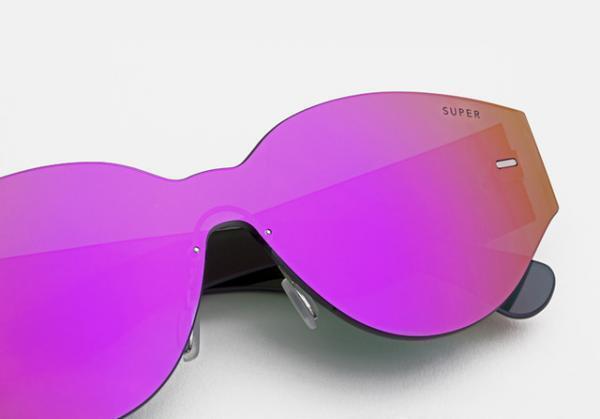 テンプルまで全てレンズ素材！サングラス「SUPER」からジョルジオ・モロダーとのコラボなど限定モデル発売