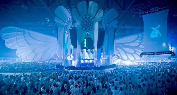 純白クラブイベント「SENSATION」詳細発表。ドレスコード“白”に込めた意味とは？