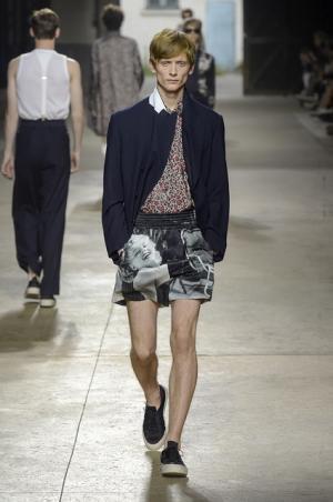 主役はマリリン・モンロー。ドリス ヴァン ノッテンのニューフォークロアスタイル【2016春夏メンズ】