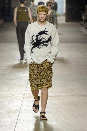 主役はマリリン・モンロー。ドリス ヴァン ノッテンのニューフォークロアスタイル【2016春夏メンズ】