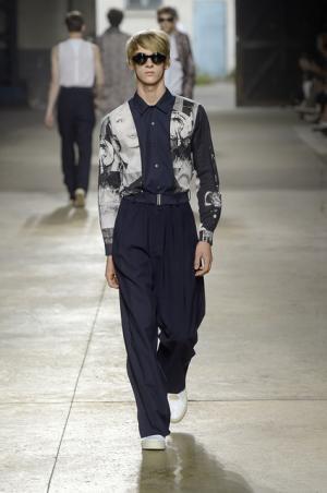 主役はマリリン・モンロー。ドリス ヴァン ノッテンのニューフォークロアスタイル【2016春夏メンズ】