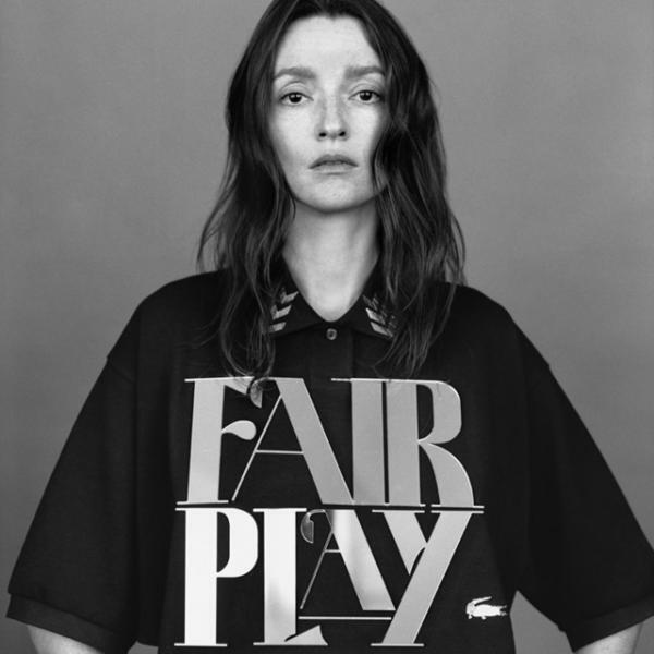 ラコステ×手刺繍工房ルサージュがコラボポロ発表。パリでローンチパーティ開催