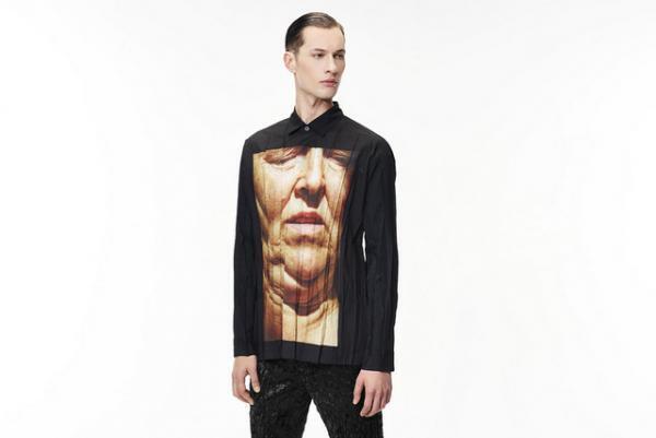 ISSEY MIYAKE MEN×写真家・藤原聡志コラボ「Code Unknown」発売。銀座特別展も開催中