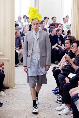 コム デ ギャルソン・オム プリュスの切り刻まれたテーラリング【2016春夏メンズ】