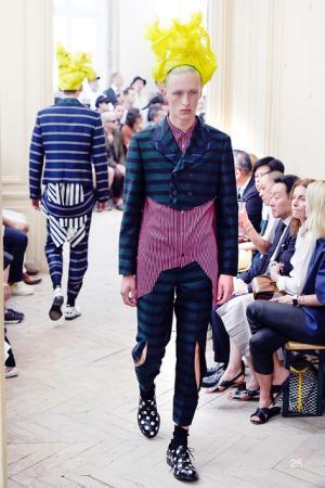 コム デ ギャルソン・オム プリュスの切り刻まれたテーラリング【2016春夏メンズ】