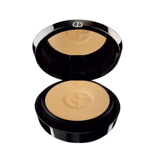 旅先のシーンで変える上級肌メイク。“艶ヘルシー”or“ナチュラル＆クリーン”【FH BEAUTY STRATEGY vol.1 5/5】