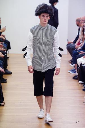 コム デ ギャルソン・シャツはパンチングで描くキュートなネイチャー【2016春夏メンズ】