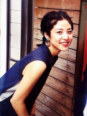 ヨガ第一人者ケンハラクマが直接指導、初心者に易しいヨガ教室を開催