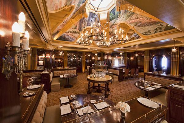 ディズニーのおもてなしを体感、「カリフォルニア ・ディズニーランド・リゾート」で過ごす極上バケーション