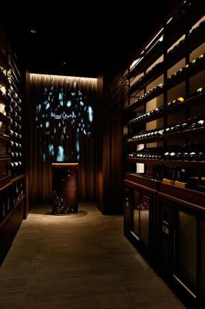 ドンペリの炊き込みご飯!?ドンペリかき氷に続く、東京ミッドタウン「ジーニーズトーキョー」の夏メニュー