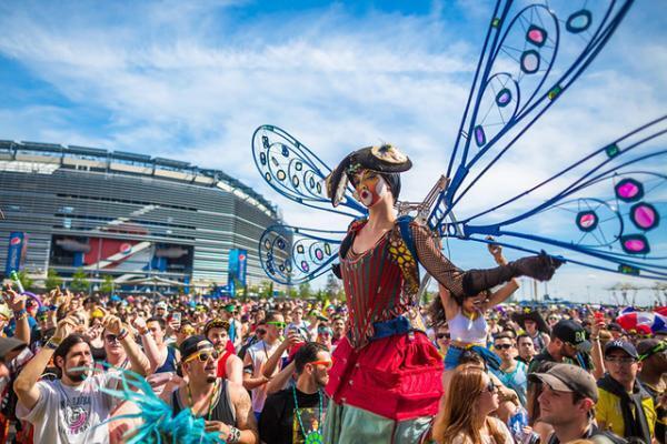 全世界100万人動員の大型EDMフェス「EDC」がアジア初上陸！