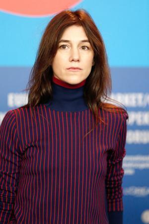 シャルロット・ゲンズブールが娘と「コントワー・デ・コトニエ」のモデルに